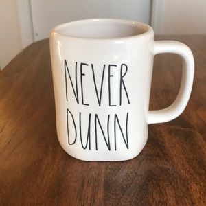 Rae Dunn NEVER DUNN mug NWOT